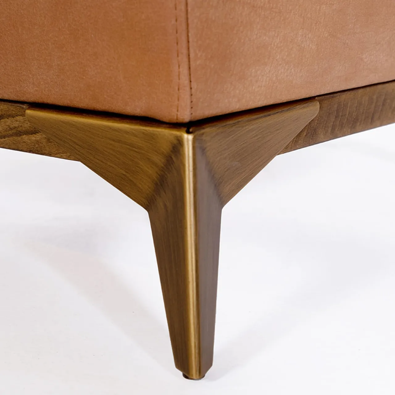 Mantellassi 1926 Lounge Chairs<Agostina brown camel leather armchair