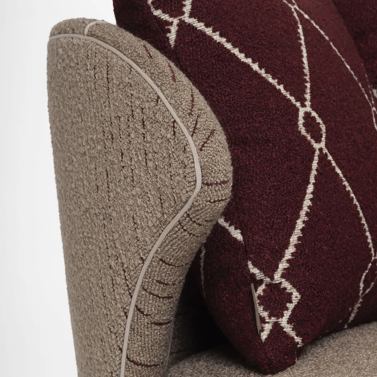 Mantellassi 1926 Sofas<Agostina grey and bordeaux fabric small sofa