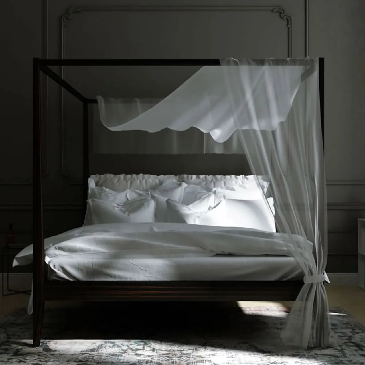 Inedito / Asnaghi Beds<Aida Bed by Alberto Colzani