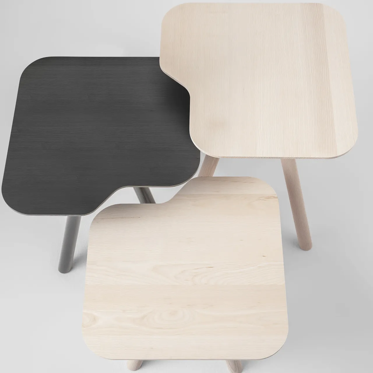 TrabA' Side Tables<Aky Small White Side Table by Emilio Nanni