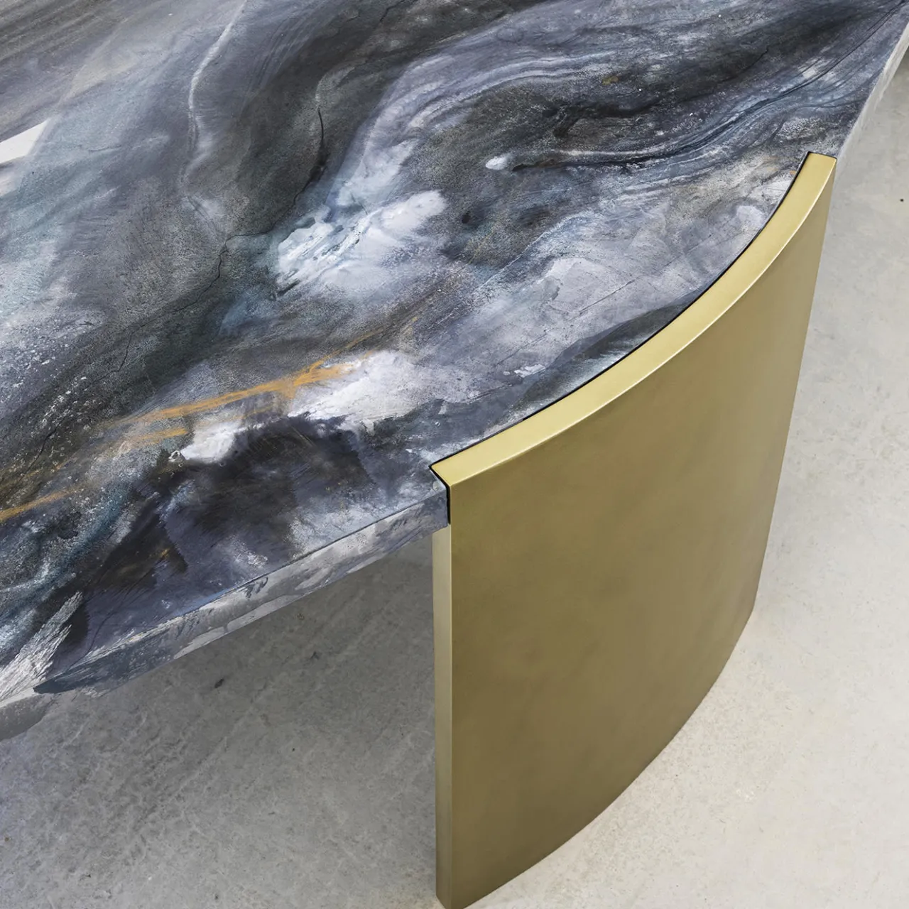 Arte Nel Design Dining Tables<Alberto Table by Nicola Gallizia