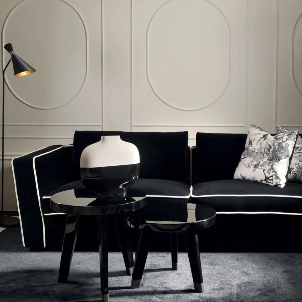 DOM Edizioni Sofas<Alexander Black Sofa