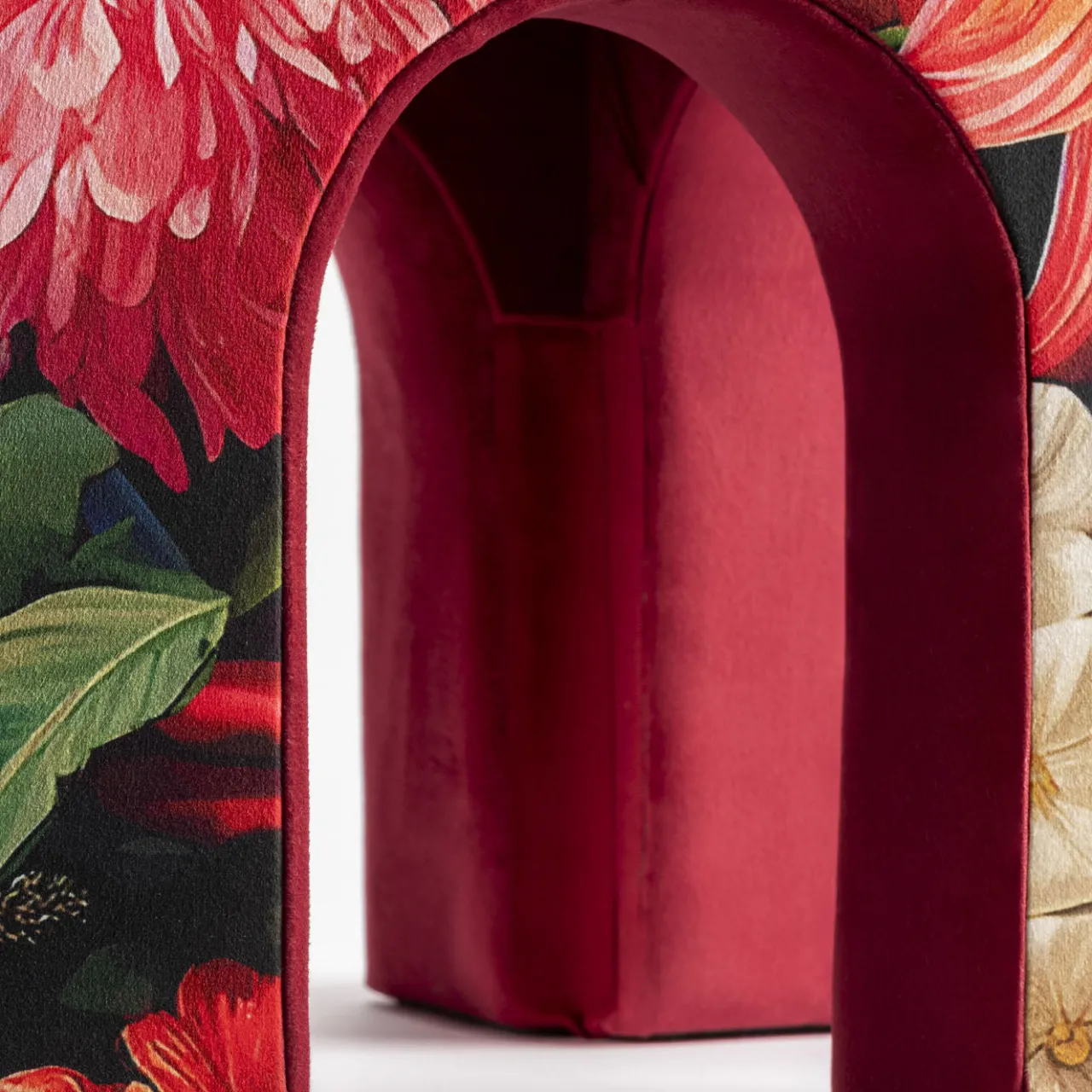 Secondome Edizioni Stools<Alice Floral Velvet Stool by Clementine Chambon
