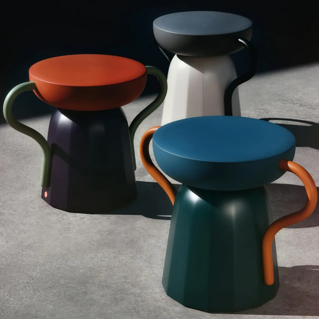 La Manufacture Stools<Allié Gray Stool by Luca Nichetto