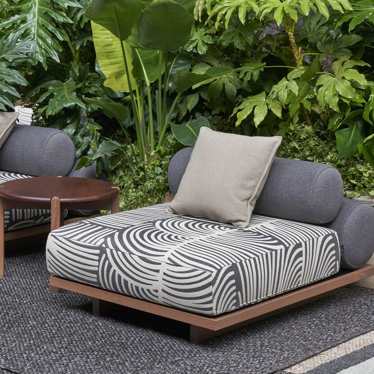 Jwana Hamdan Outdoor Coffee Tables<Amar Corten Coffee Table