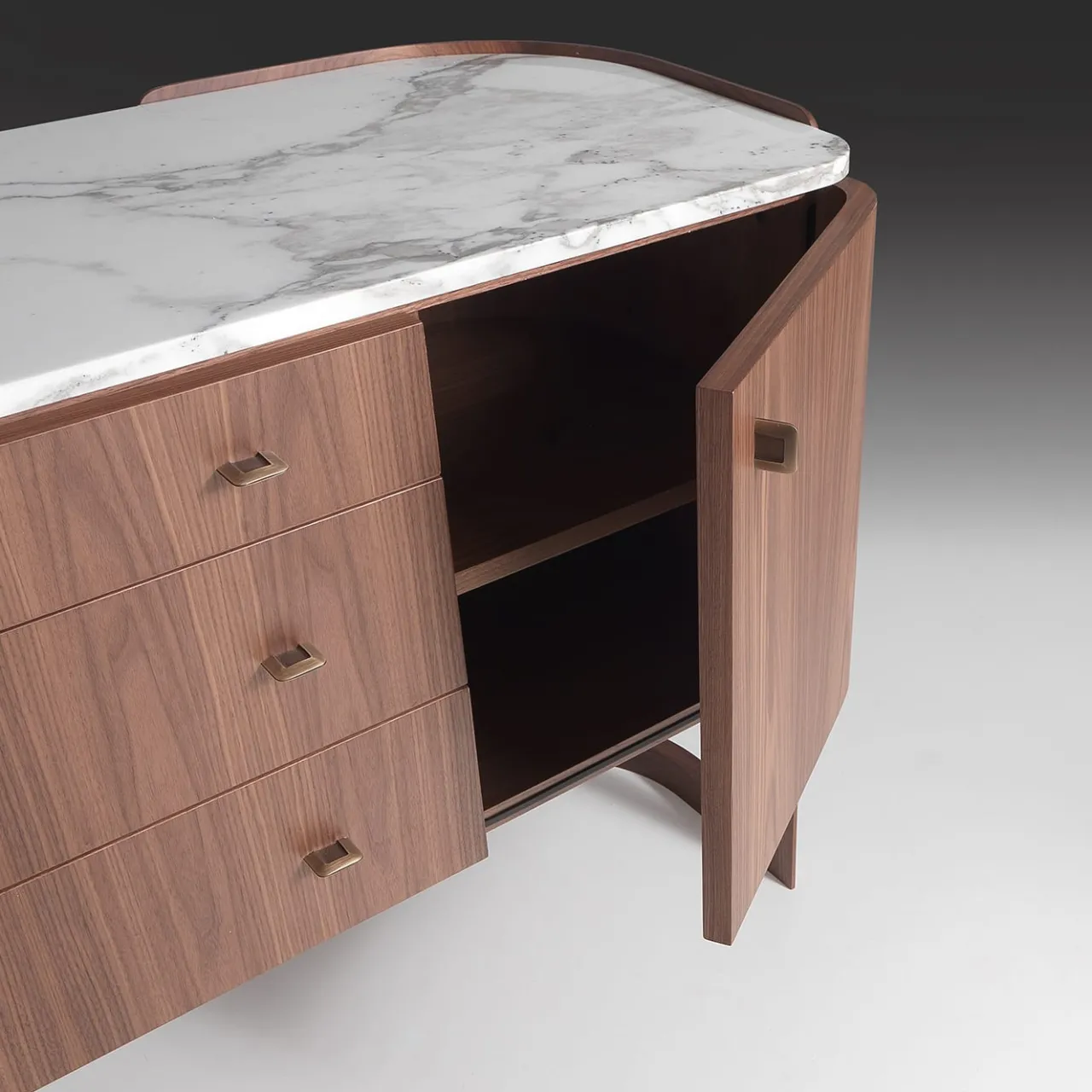 Annibale Colombo Dressers<Amedeo Chest of Drawers