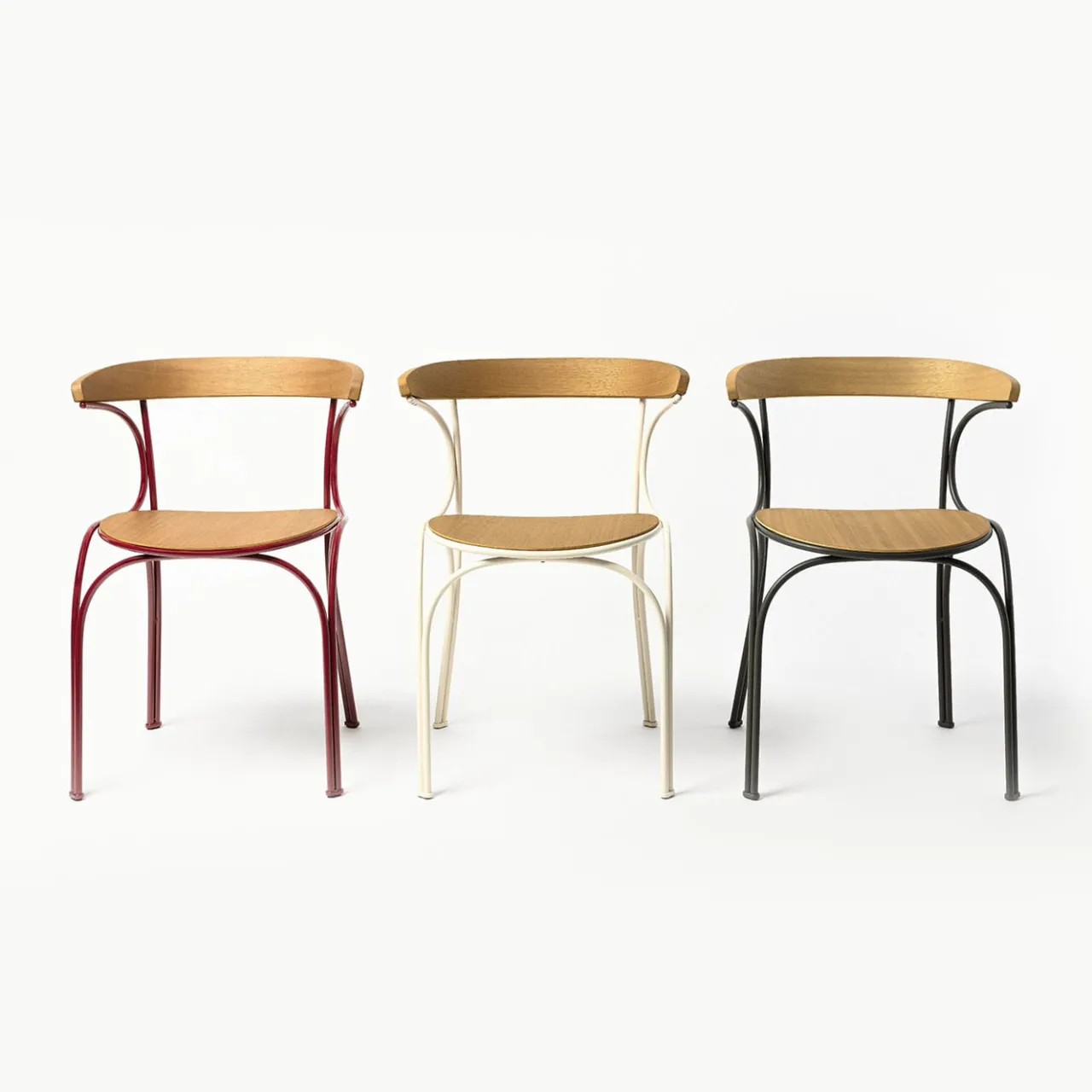 Gebrüder Thonet Vienna GmbH (GTV) – Wiener GTV Design Outdoor Chairs & Stools<Ample Red Outdoor Chair by Nichetto Studio