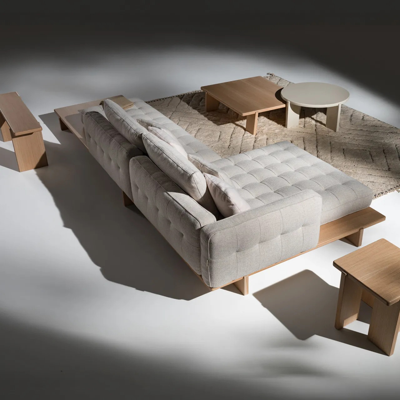 Ferri 1956 Sofas<Amsterdam L-Shaped Beige Sofa with Wood Base