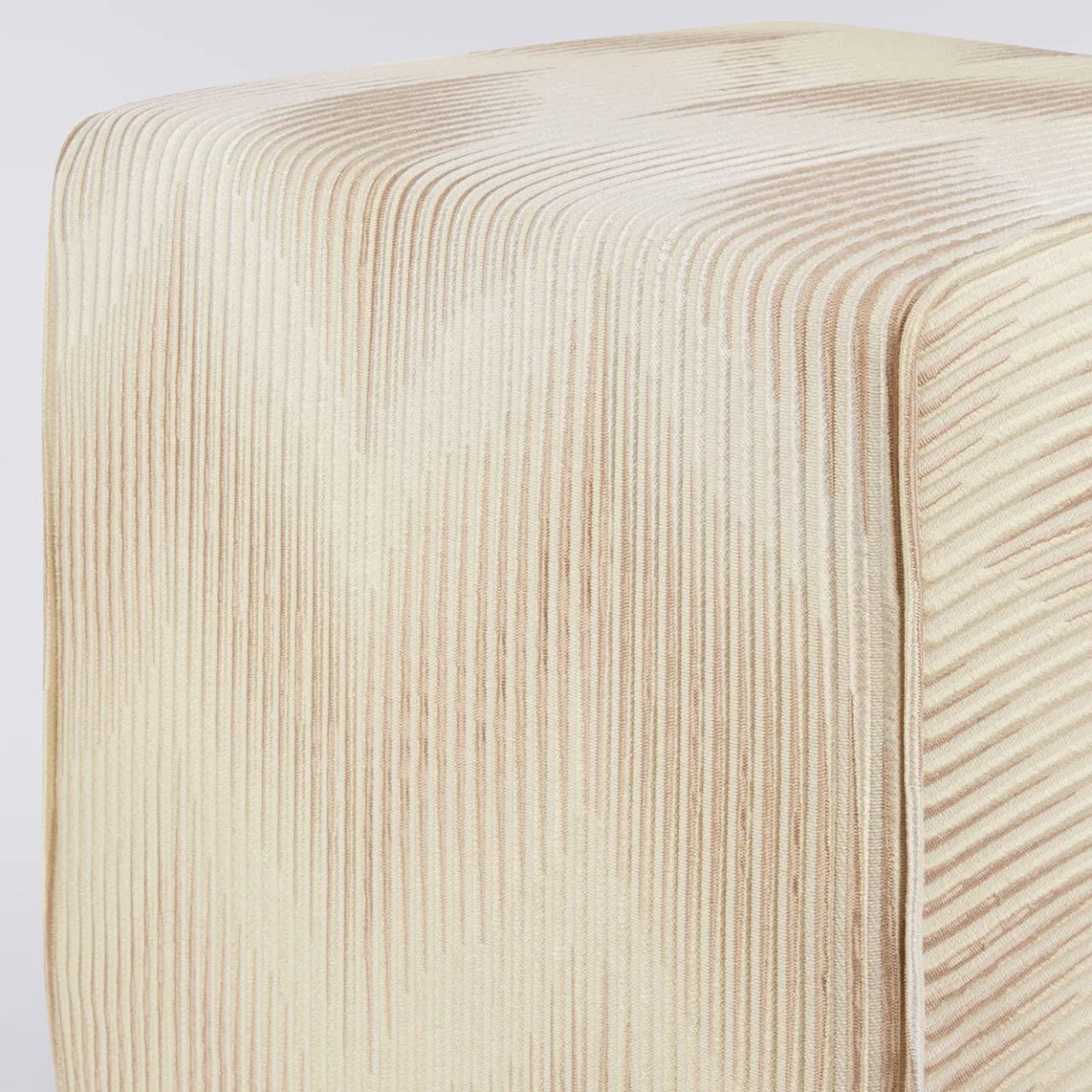 Missoni Home Collection Ottomans & Poufs<Ande Beige Pouf Cubo