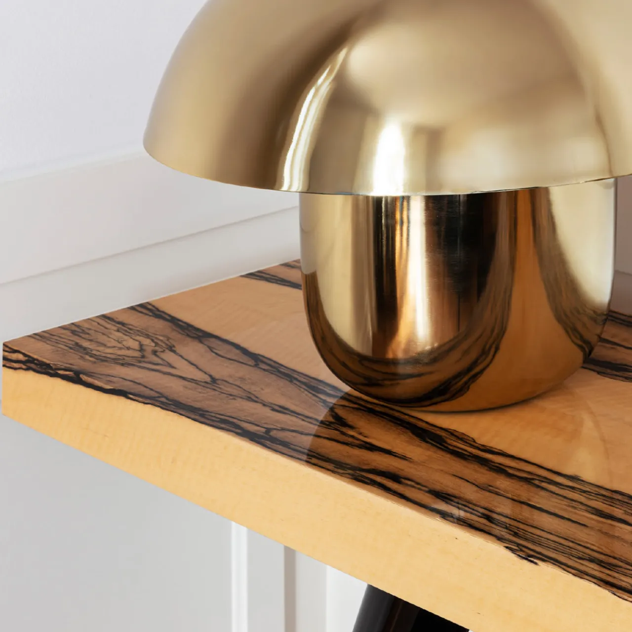 DOM Edizioni Consoles<Andrea Albin Ebony Console