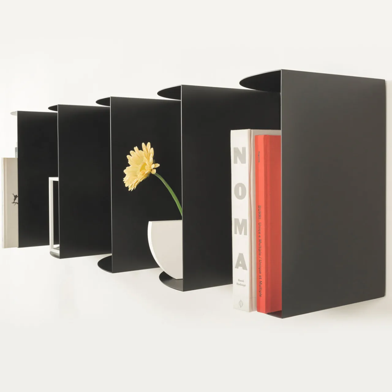 Marco Ripa Shelves<Aperture Black Shelf by Roberto Cicchinè