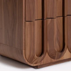 Medulum Dressers<Arcate Chest of Drawers