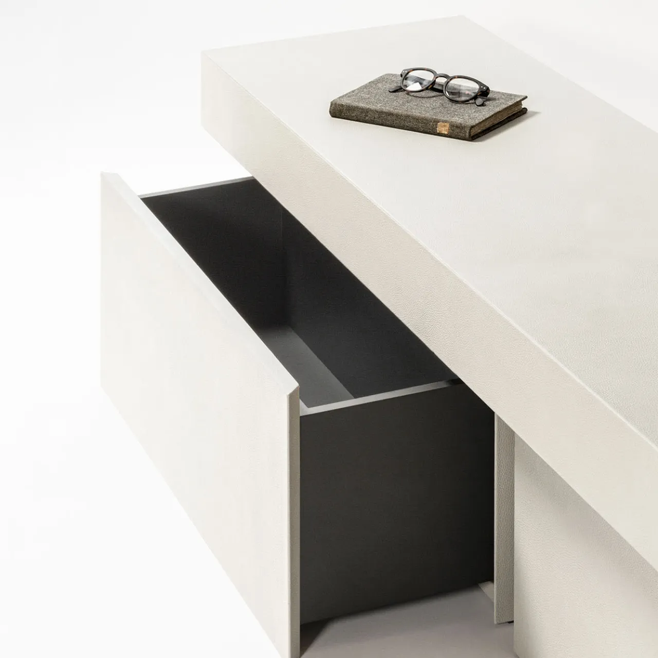 Giobagnara Benches<Assoluto Bench