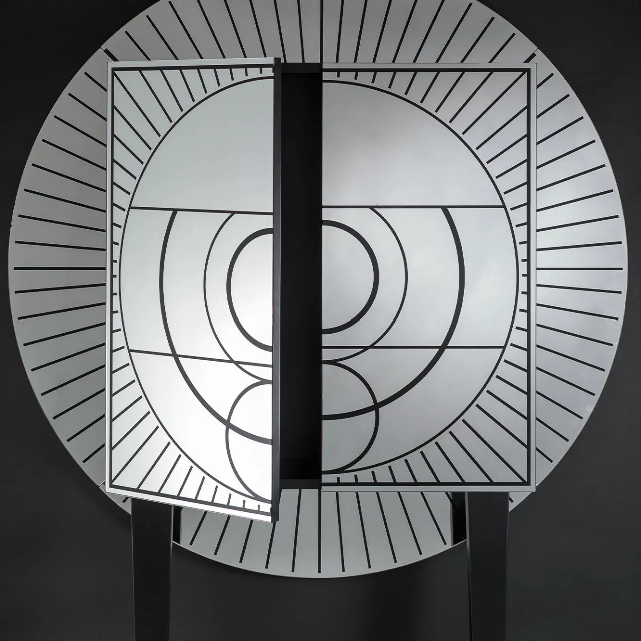 Barbini Bar Cabinets<Aura Glass Bar Cabinet
