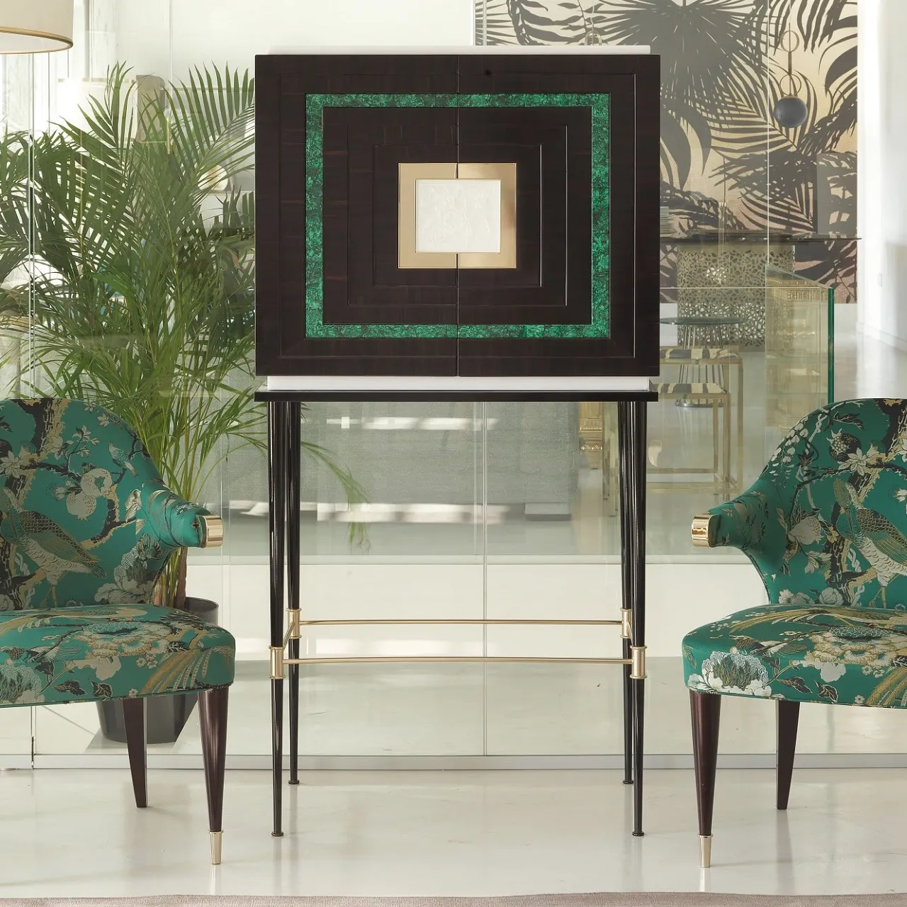 Zanaboni Bar Cabinets<B/5080 Bar Cabinet