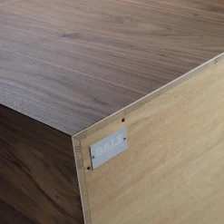 Dale Italia Dressers<Base Dresser