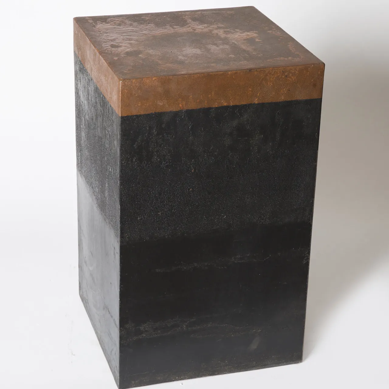 Antonino Sciortino Side Tables<Biretto Iron Side Table