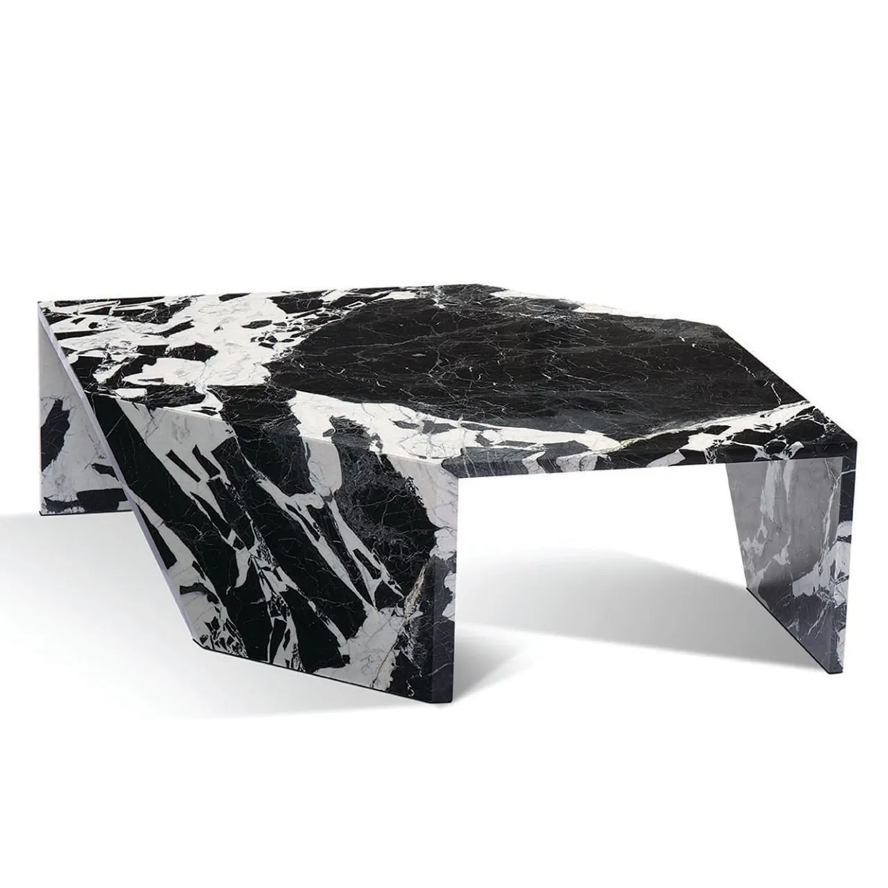 Budri Coffee Tables<Black and White Origami Coffee Table by Patricia Urquiola