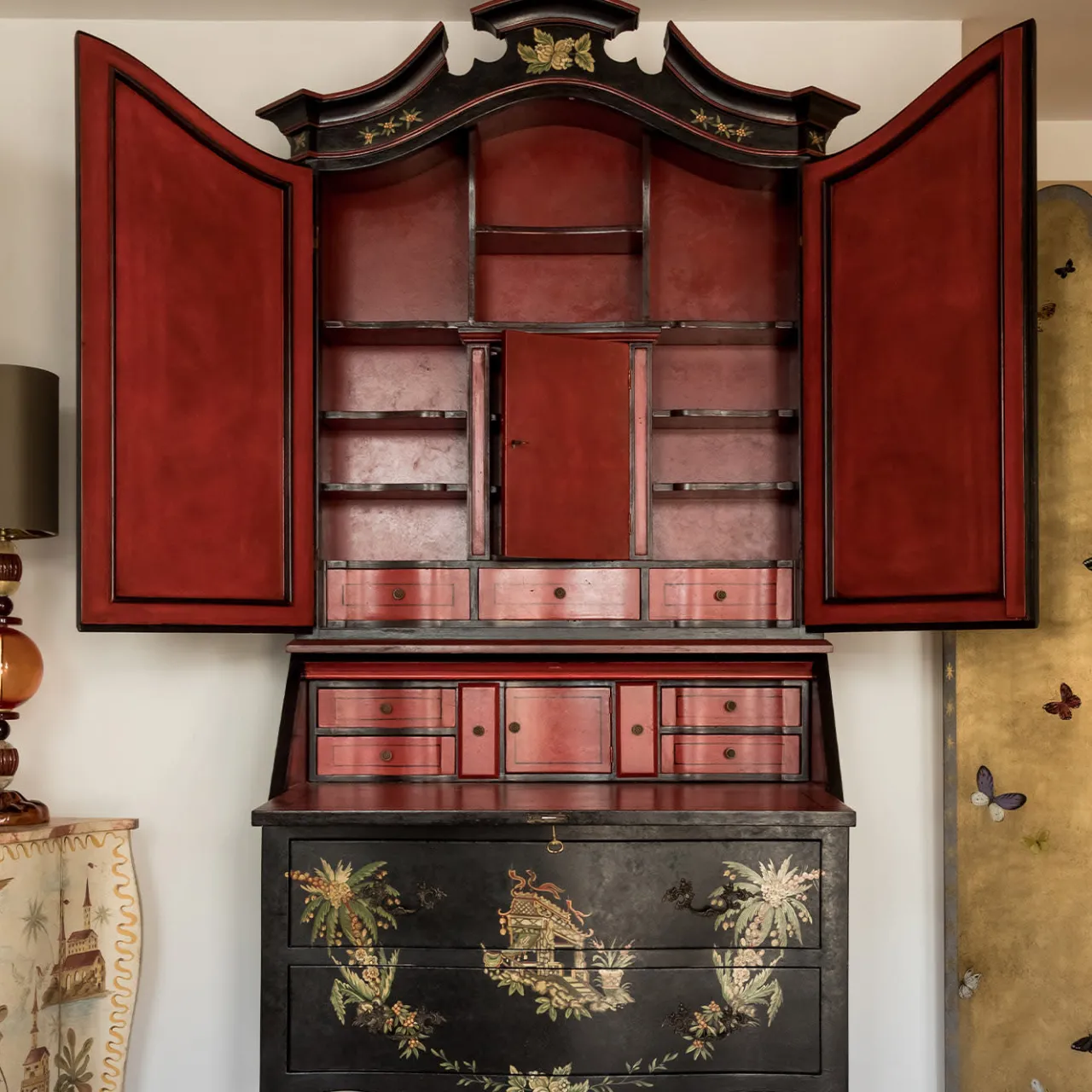 Porte Italia Cabinets<Black Doge Secretary with Chinoiserie