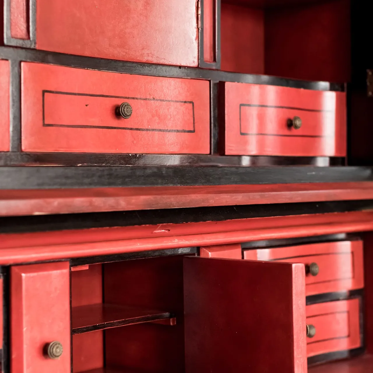 Porte Italia Cabinets<Black Doge Secretary with Chinoiserie