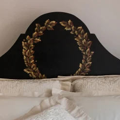 Porte Italia Beds<Black Roma Queen Size Bed with Laurel Crown