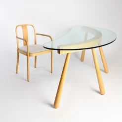 Gebrüder Thonet Vienna GmbH (GTV) – Wiener GTV Design Desk & Writing Tables<Boomerang Curved Transparent Glass Desk by Enzo Mari