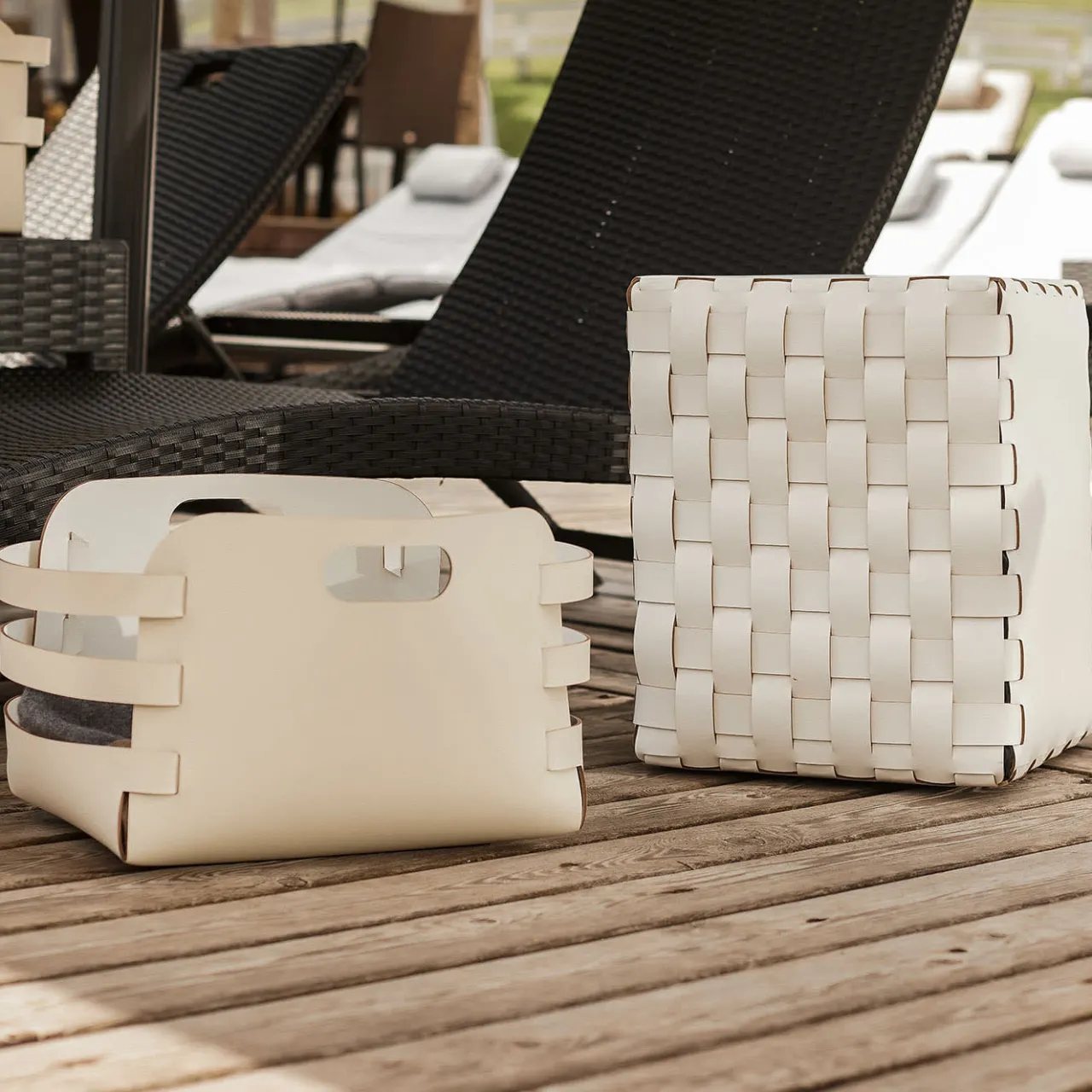 ADJ Style Ottomans & Poufs<Bottega Padded White Leather Pouf #2