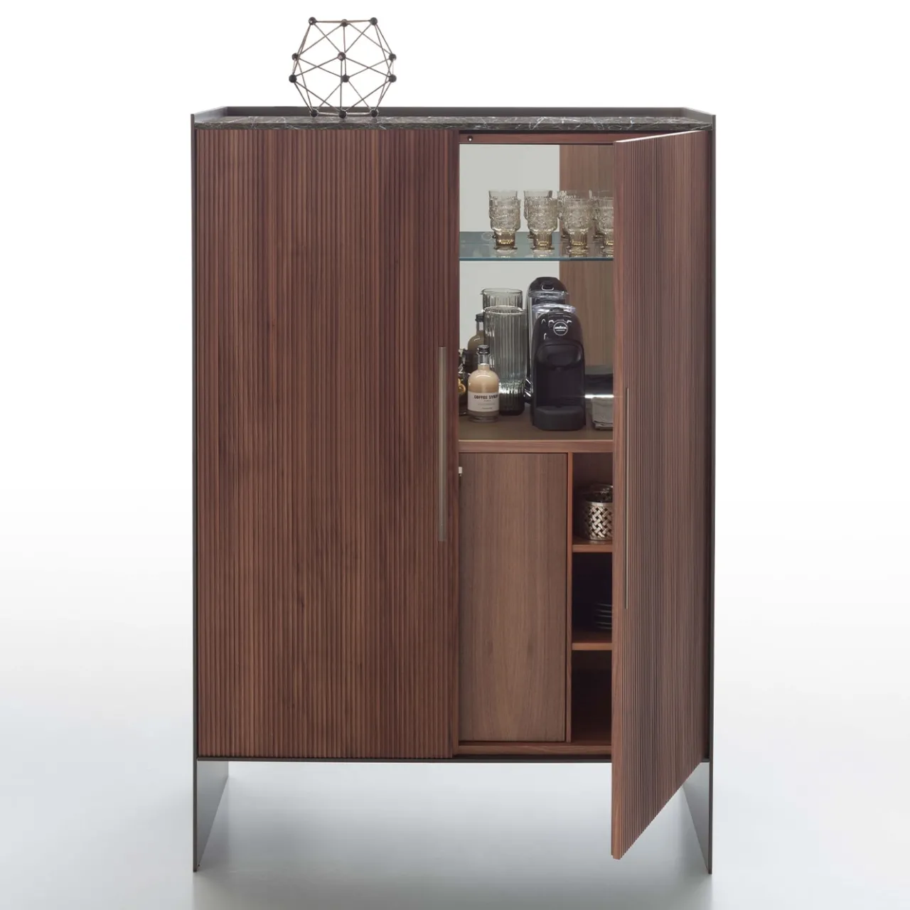 Alivar Bar Cabinets<Bristol Bar Cabinet by Giuseppe Bavuso