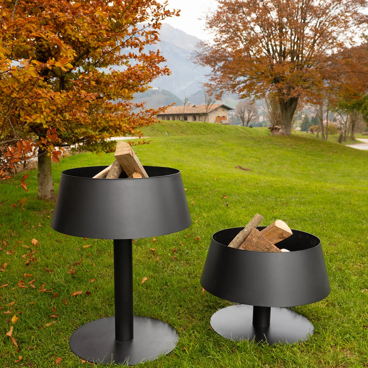 LaFerrotecnica Other Outdoor Furniture<BR114N Lampada Bassa Black Iron Fire Pit