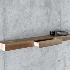 Fioroni Shelves<Bàuti Shelf by Pasquini Tranfa Architects