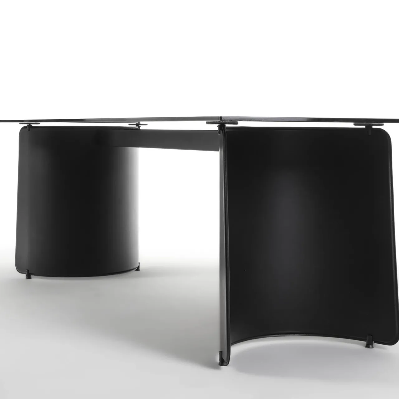Enrico Pellizzoni Dining Tables<Butterfly Black Glass Table