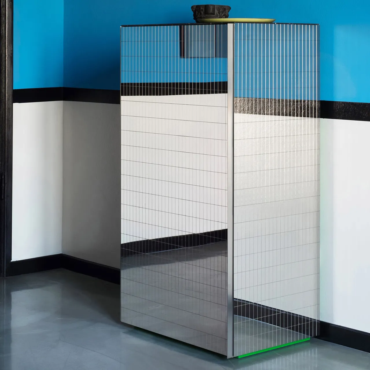 Filippo Carandini Cabinets<Cabinet 01