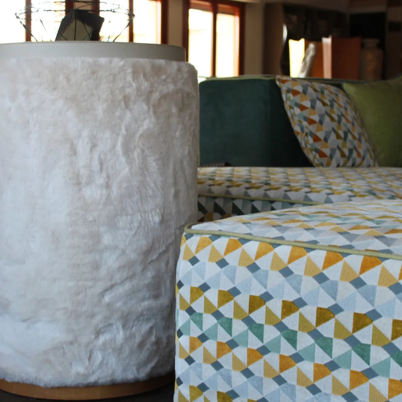 Fratelli Boffi Cabinets<Cabinet in Furs by Analogia Project in Faux fur