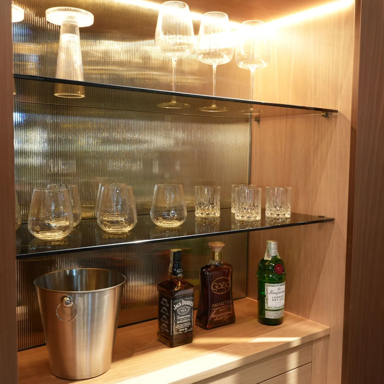 Cafedesart Bar Cabinets<Caleido Piume Natural Wood Bar Cabinet
