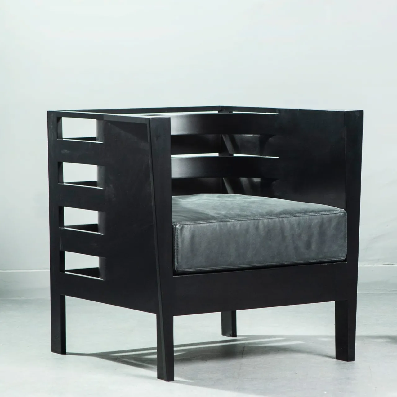 Paolo Pallucco Armchairs<Calma Di Vento Eco-Leather Armchair