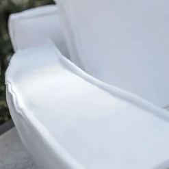 Villevenete Outdoor Armchairs<Cayo Largo White fabric with Cushions Outdoor Armchair