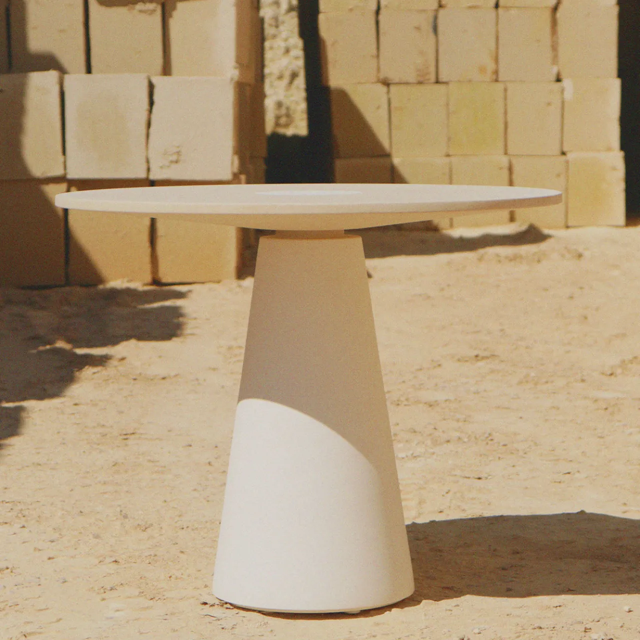 Pimar Limestone Side Tables<Centro 54 Large Round Stone Side Table by Gumdesign