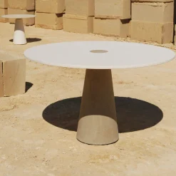 Pimar Limestone Dining Tables<Centro 72 Round Stone Dining Table by Gumdesign