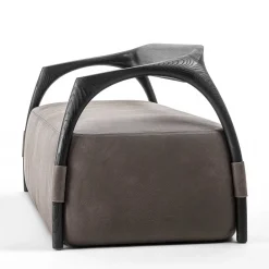 Durame Sofas<Chassis Wood Frame and Gray Leather Sofa