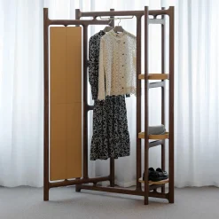 Pinetti Coat Stands<Chelsea Clothes Valet in Hazelnut Color