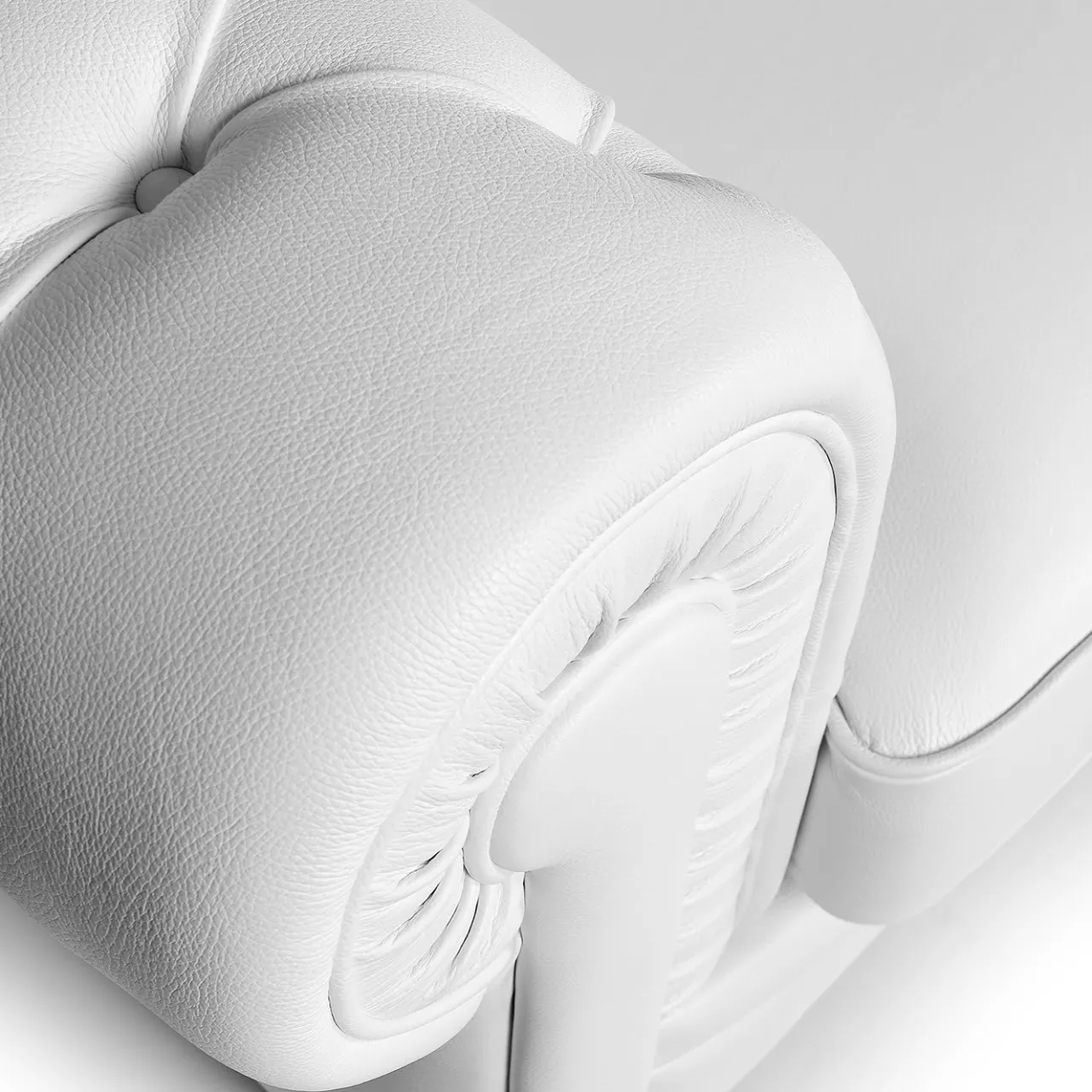 Living Couture Sofas<Chester 2-Seater Sofa