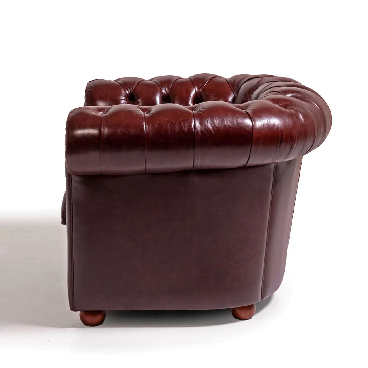 Mantellassi 1926 Armchairs<Chesterfield ruby red leather armchair