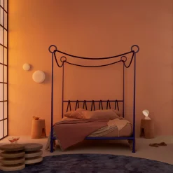 Lispi Beds<Cima Blue Iron Canopy Double Bed by Sovrappensiero Design Studio