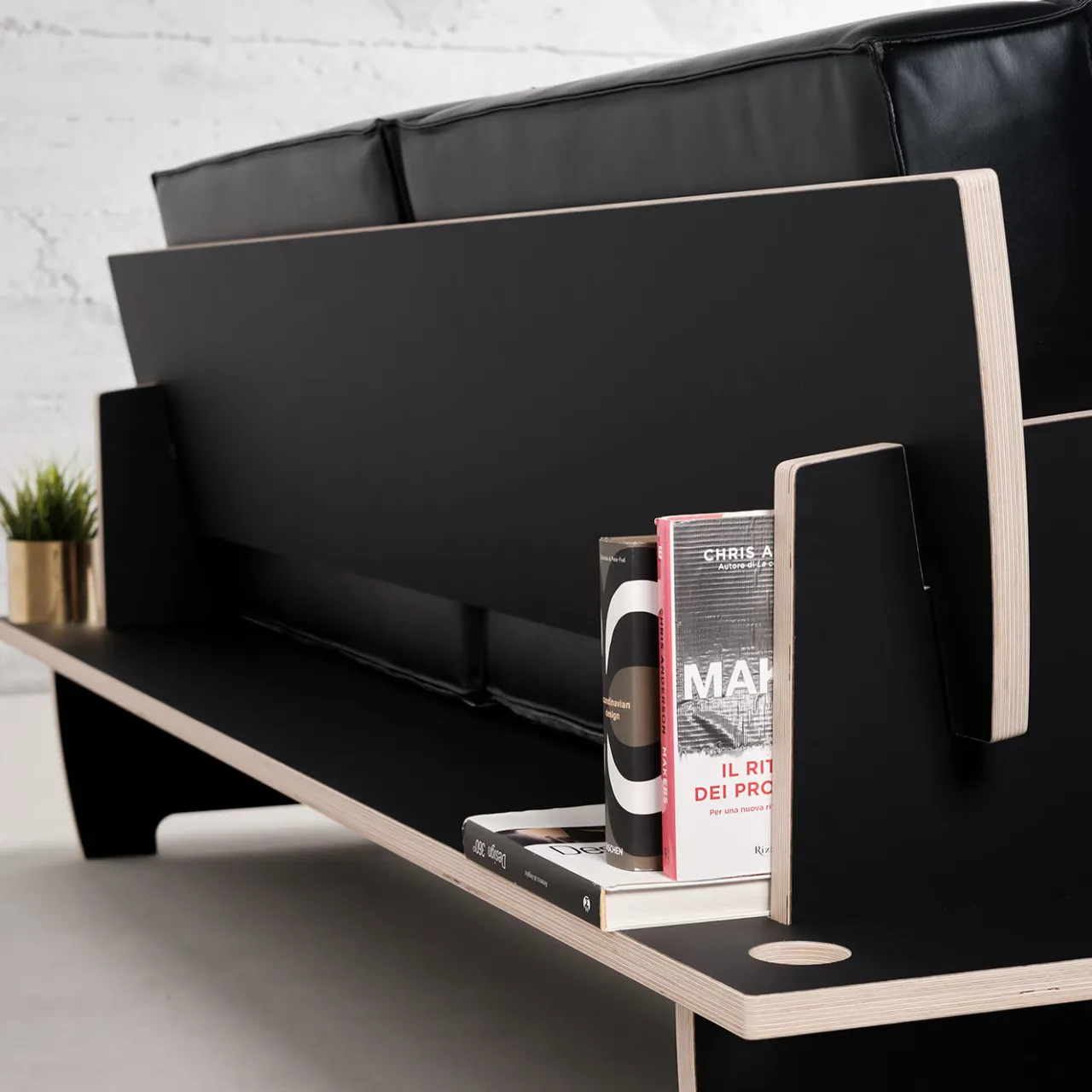 Gio Aio Sofas<Cinque Black Sofa