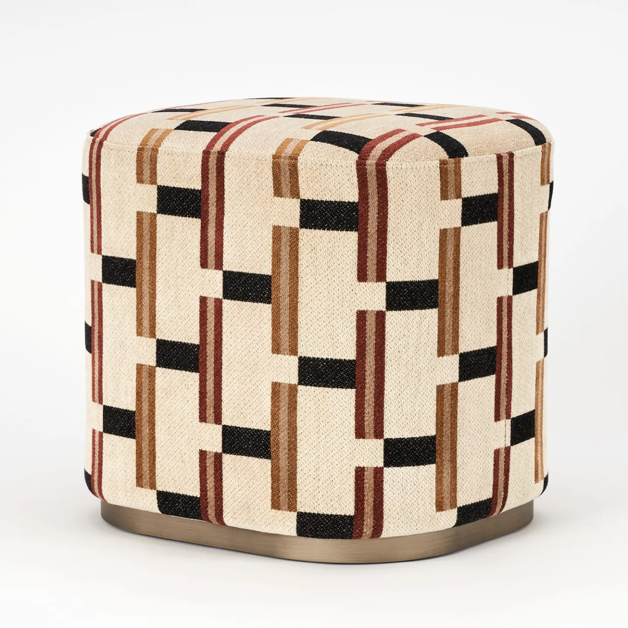 UNO Contract Ottomans & Poufs<CIRO APLOMB POUF BY CIARMOLI QUEDA STUDIO