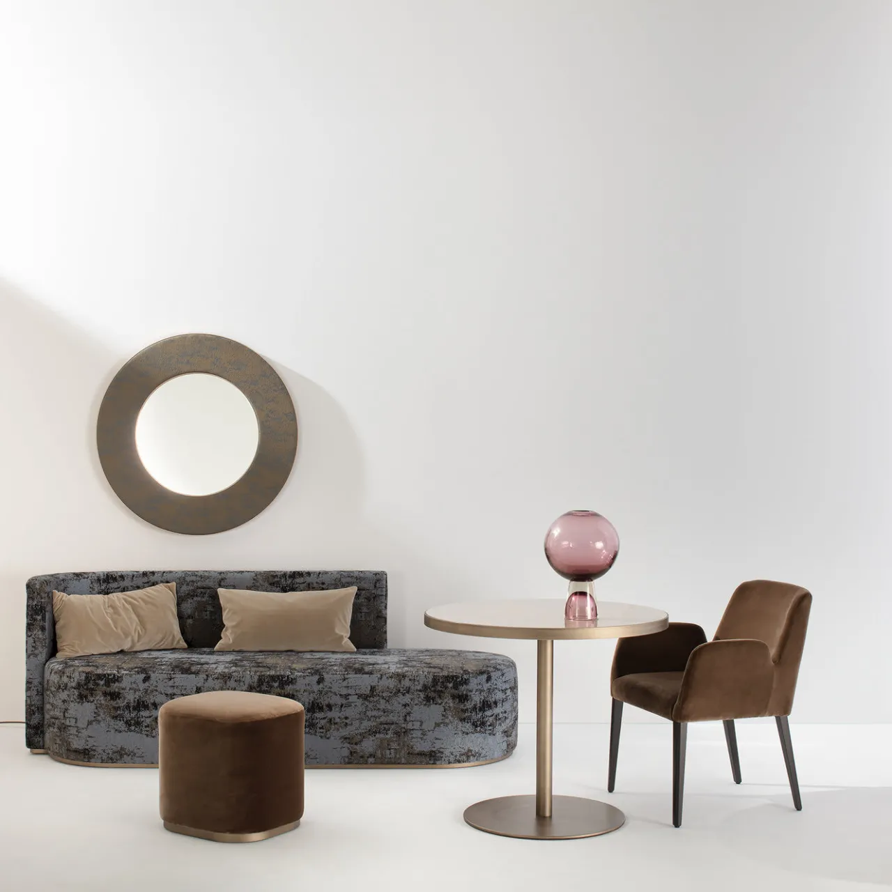 UNO Contract Ottomans & Poufs<Ciro Brown Pouf by Ciarmoli Queda Studio