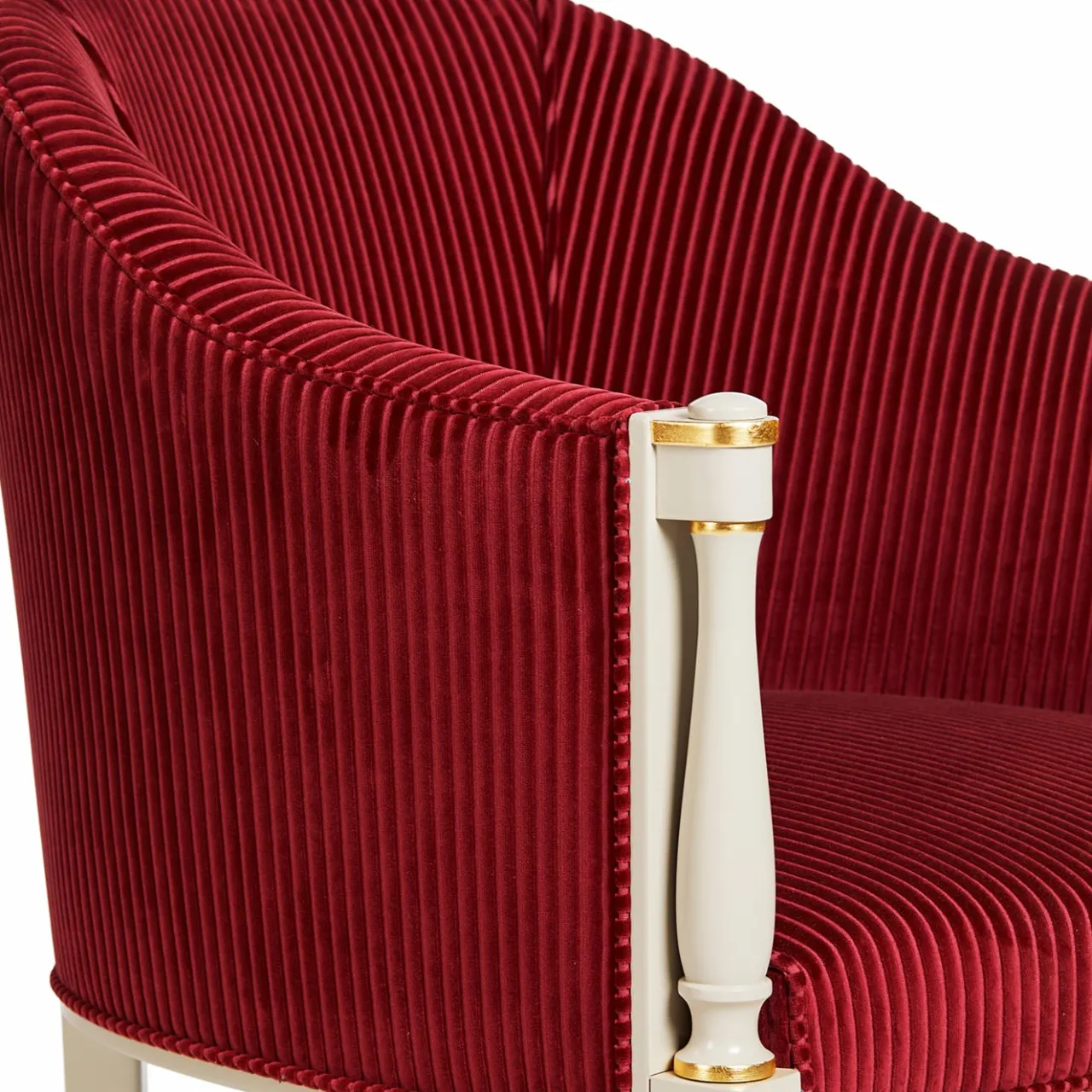 Salda Armchairs<Classic-Style White & Burgundy Armchair