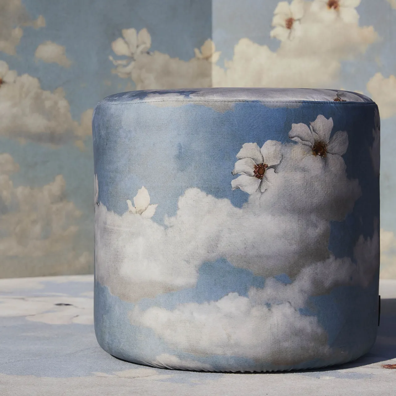 Instabilelab Ottomans & Poufs<Clouds & Flowers Round Pouf