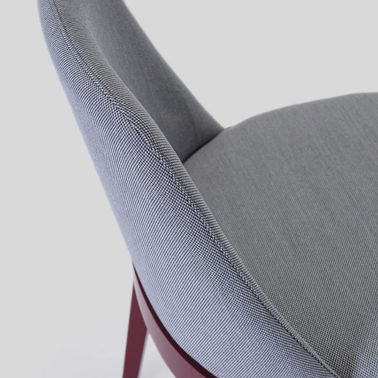 Livoni 1895 Chairs<Club 24 Gray Chair by Mara Picco
