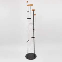 Splot Design Coat Stands<Columnae Abatelis Arbor Black Coat Stand by Svetlana Golubeva